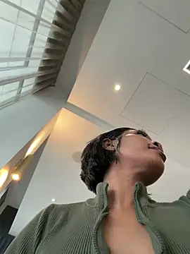   Nessa   online show from 12, 4, 2026