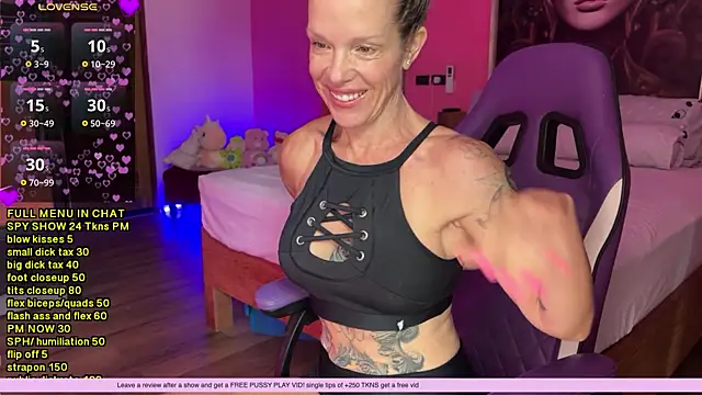 Snapshot of mommyselenafit_ chatting on 26, 11, 2025 mommyselenafit online show from 26, 11, 2025