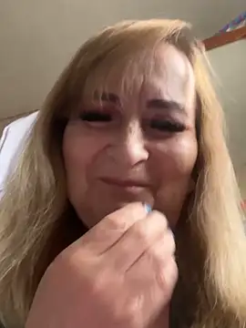 Irina2909xh online show from 4, 4, 2026