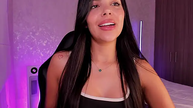 Snapshot of salome__11 chatting on 1, 3, 2025 salome  11 online show from 1, 3, 2025