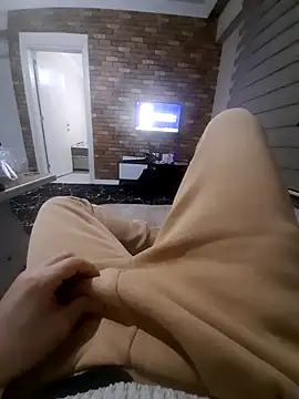 Snapshot of kayahan4 chatting on 6, 1, 2025 kayahan4 online show from 6, 1, 2025