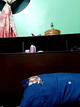 QueenSoreal online show from 17, 12, 2025