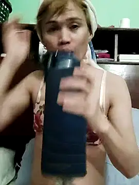 Snapshot of QueenSoreal chatting on 23, 5, 2026 QueenSoreal online show from 23, 5, 2026