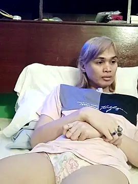 Snapshot of QueenSoreal chatting on 30, 5, 2026 QueenSoreal online show from 30, 5, 2026