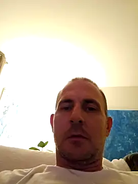 verylargecock online show from 31, 1, 2026