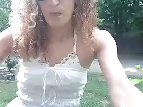 Snapshot of AshleyRain chatting on 19, 5, 2026 AshleyRain online show from 19, 5, 2026