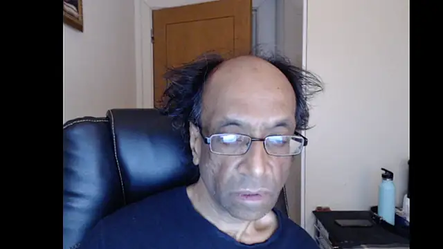 Snapshot of rauncher1 chatting on 14, 7, 2026 rauncher1 online show from 14, 7, 2026