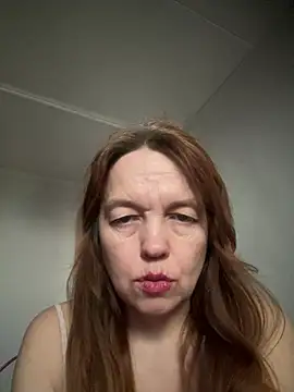 Snapshot of Susanel chatting on 9, 4, 2026 Susanel online show from 9, 4, 2026