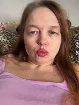 Snapshot of Susanel chatting on 12, 4, 2026 Susanel online show from 12, 4, 2026