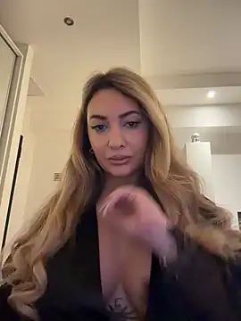 YaaraCollins online show from 26, 2, 2026