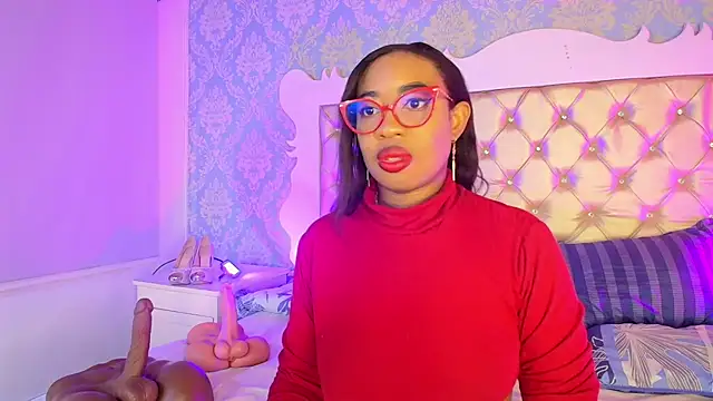 CaseyMoon online show from 6, 3, 2026