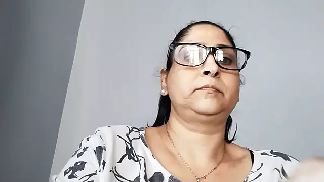 Snapshot of Indiankushy chatting on 27, 7, 2026 Indiankushy online show from 27, 7, 2026