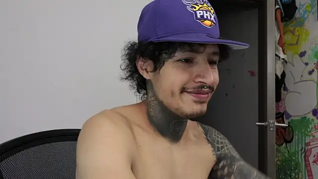 trieone online show from 18, 2, 2026