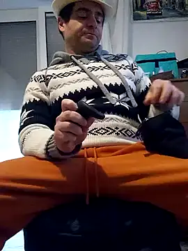 Snapshot of Dharmare@xh chatting on 19, 2, 2025 Dharmarexh online show from 19, 2, 2025