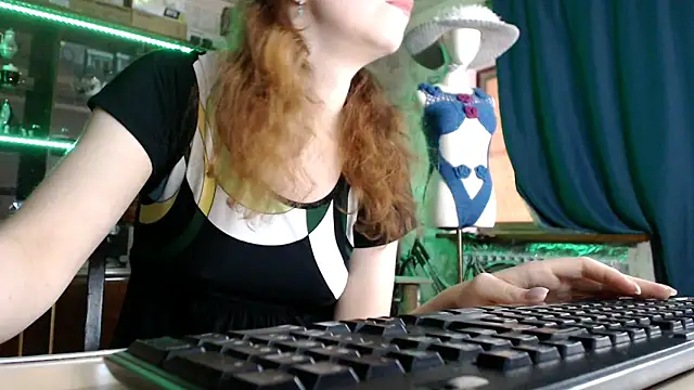 Snapshot of pa1e_pr1ncess chatting on 8, 5, 2026 pa1e pr1ncess online show from 8, 5, 2026