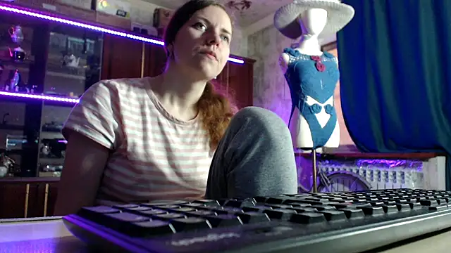 Snapshot of pa1e_pr1ncess chatting on 14, 5, 2026 pa1e pr1ncess online show from 14, 5, 2026