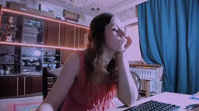 Snapshot of pa1e_pr1ncess chatting on 23, 6, 2026 pa1e pr1ncess online show from 23, 6, 2026