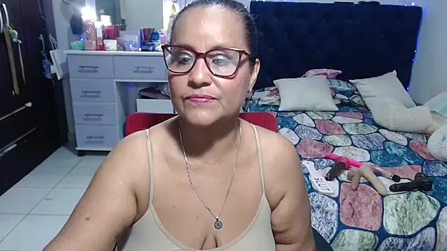 pervert mommy  online show from 4, 6, 2026