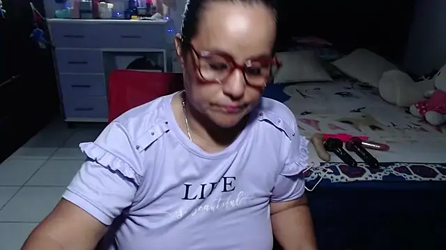 pervert mommy  online show from 27, 6, 2026