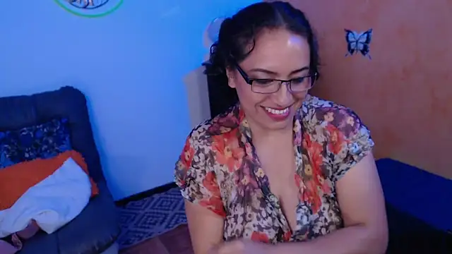 scarlet wet online show from 12, 3, 2025