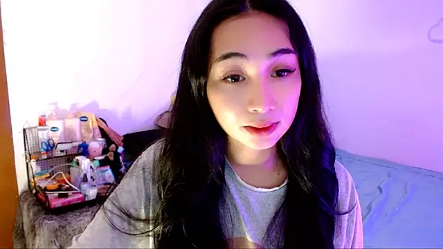 SweetLilly 18 online show from 8, 11, 2025