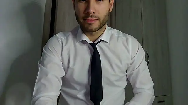 Snapshot of Justynn1 chatting on 10, 1, 2025 Justynn1 online show from 10, 1, 2025