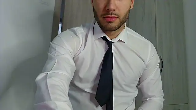 Snapshot of Justynn1 chatting on 20, 2, 2025 Justynn1 online show from 20, 2, 2025