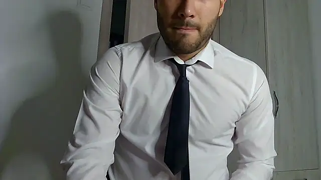 Snapshot of Justynn1 chatting on 2, 3, 2025 Justynn1 online show from 2, 3, 2025