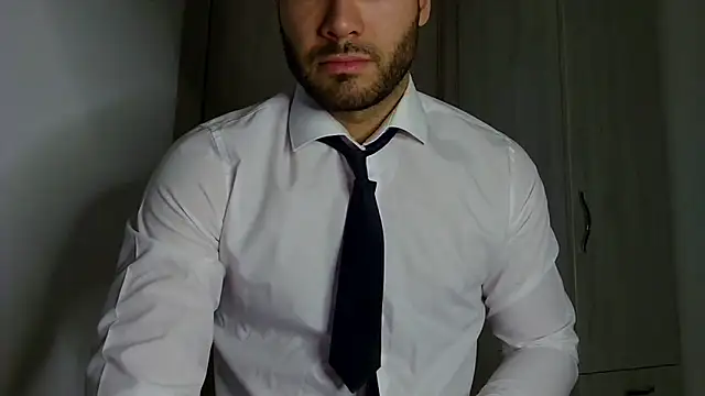 Snapshot of Justynn1 chatting on 8, 2, 2026 Justynn1 online show from 8, 2, 2026