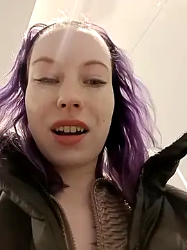 Frost foxy online show from 19, 2, 2025