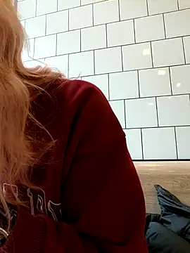 Frost foxy online show from 12, 10, 2025