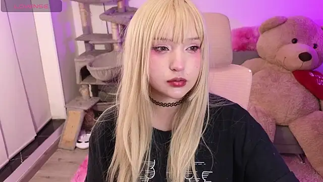 Snapshot of KuroChan420 chatting on 21, 2, 2026 KuroChan420 online show from 21, 2, 2026