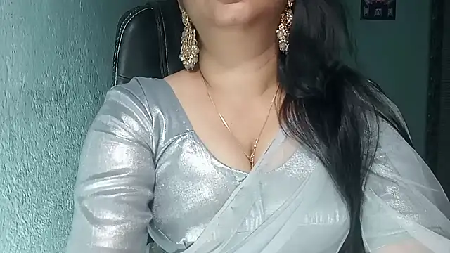 Snapshot of YourModhu chatting on 10, 4, 2026 YourModhu online show from 10, 4, 2026