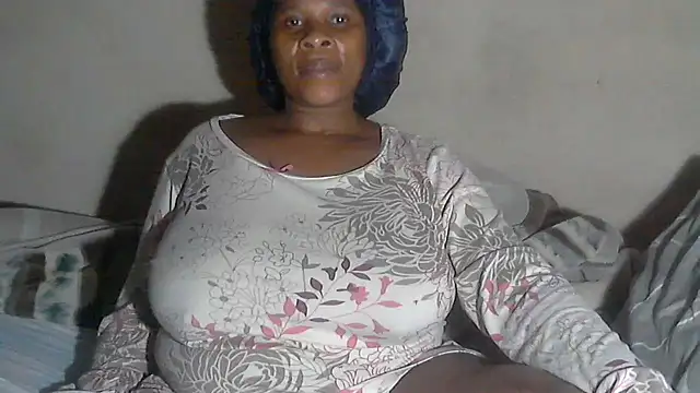 Choco-Coco10 online show from 11, 10, 2025