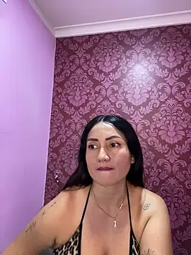 Snapshot of juliana_diaz chatting on 24, 4, 2026 juliana diaz online show from 24, 4, 2026
