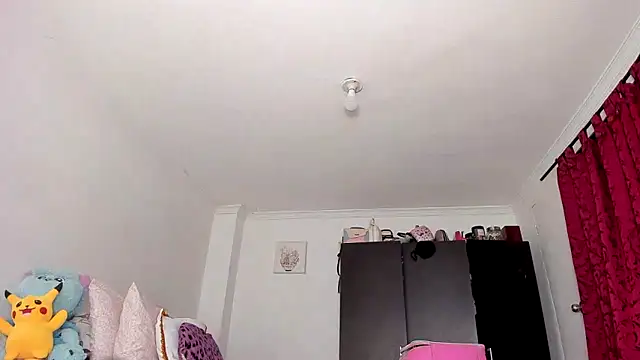 Snapshot of AlondraDiossa03 chatting on 18, 12, 2024 AlondraDiossa03 online show from 18, 12, 2024
