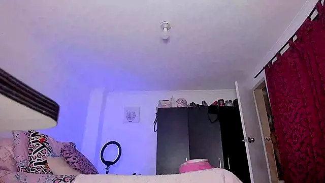 Snapshot of AlondraDiossa03 chatting on 16, 1, 2025 AlondraDiossa03 online show from 16, 1, 2025