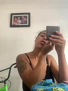 Snapshot of AlondraDiossa03 chatting on 14, 2, 2025 AlondraDiossa03 online show from 14, 2, 2025