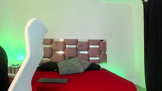 Snapshot of AlondraDiossa03 chatting on 18, 3, 2025 AlondraDiossa03 online show from 18, 3, 2025