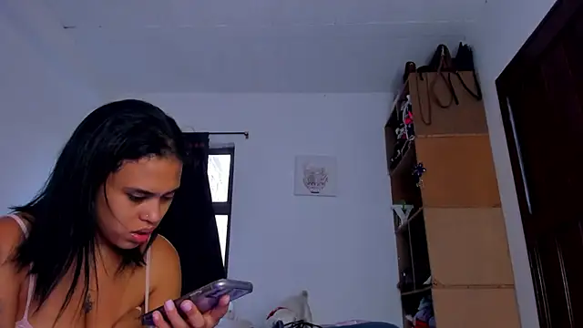 AlondraDiossa03 online show from 29, 10, 2025