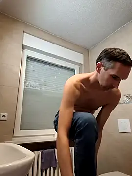 Snapshot of Geiler-boy313 chatting on 21, 12, 2025 Geiler-boy313 online show from 21, 12, 2025