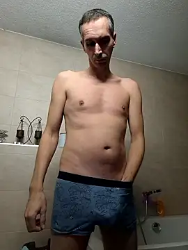 Snapshot of Geiler-boy313 chatting on 12, 1, 2026 Geiler-boy313 online show from 12, 1, 2026