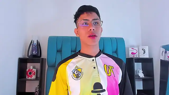 AlanNaughty online show from 19, 1, 2025