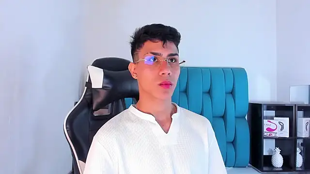 AlanNaughty online show from 12, 2, 2025