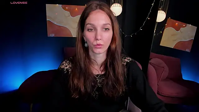 MirandaGlow online show from 6, 3, 2025