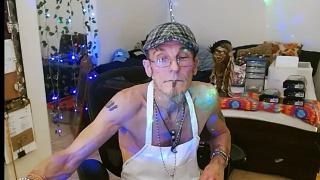 Snapshot of mycock2474u chatting on 3, 3, 2025 mycock2474u online show from 3, 3, 2025