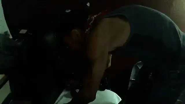 Snapshot of mycock2474u chatting on 31, 10, 2025 mycock2474u online show from 31, 10, 2025