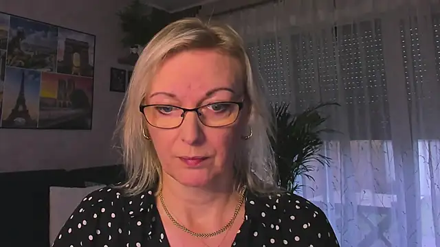 vanessa chat online show from 14, 12, 2025