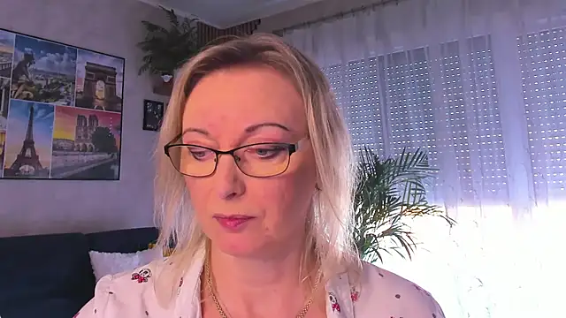 Snapshot of vanessa_chat chatting on 9, 4, 2026 vanessa chat online show from 9, 4, 2026