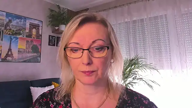 Snapshot of vanessa_chat chatting on 13, 4, 2026 vanessa chat online show from 13, 4, 2026